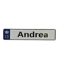 Pinkgul.no Andrea decorative metal sticker with a raised name design and a small crown emblem on a white background