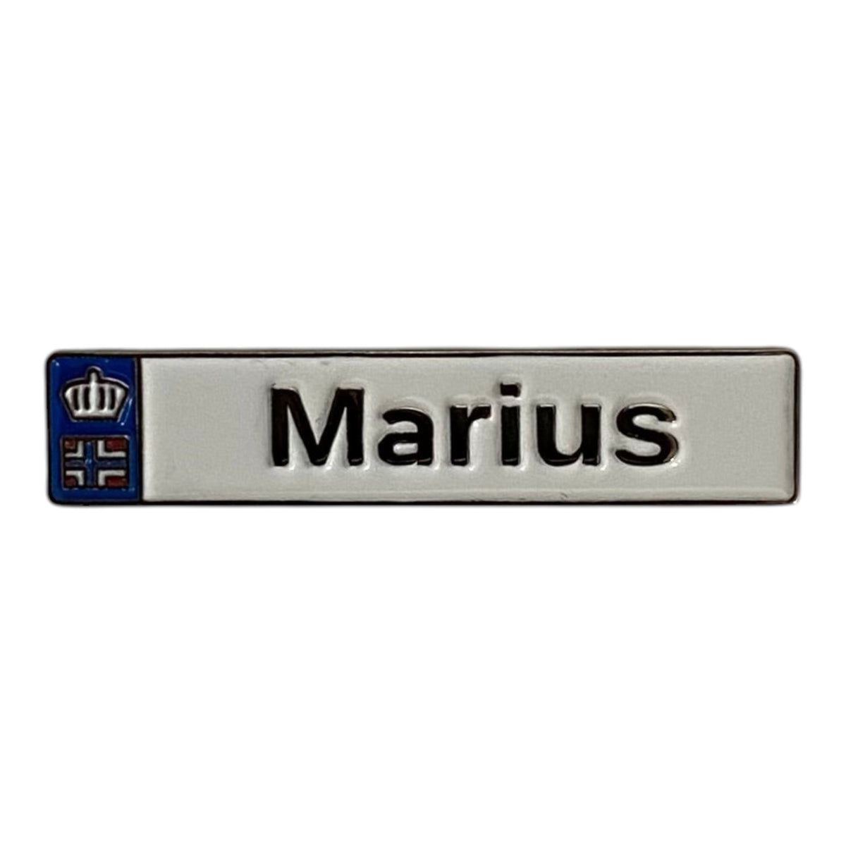 Pinkgul.no Marius decorative metal sticker with a raised design and blue crown emblem for smooth surfaces