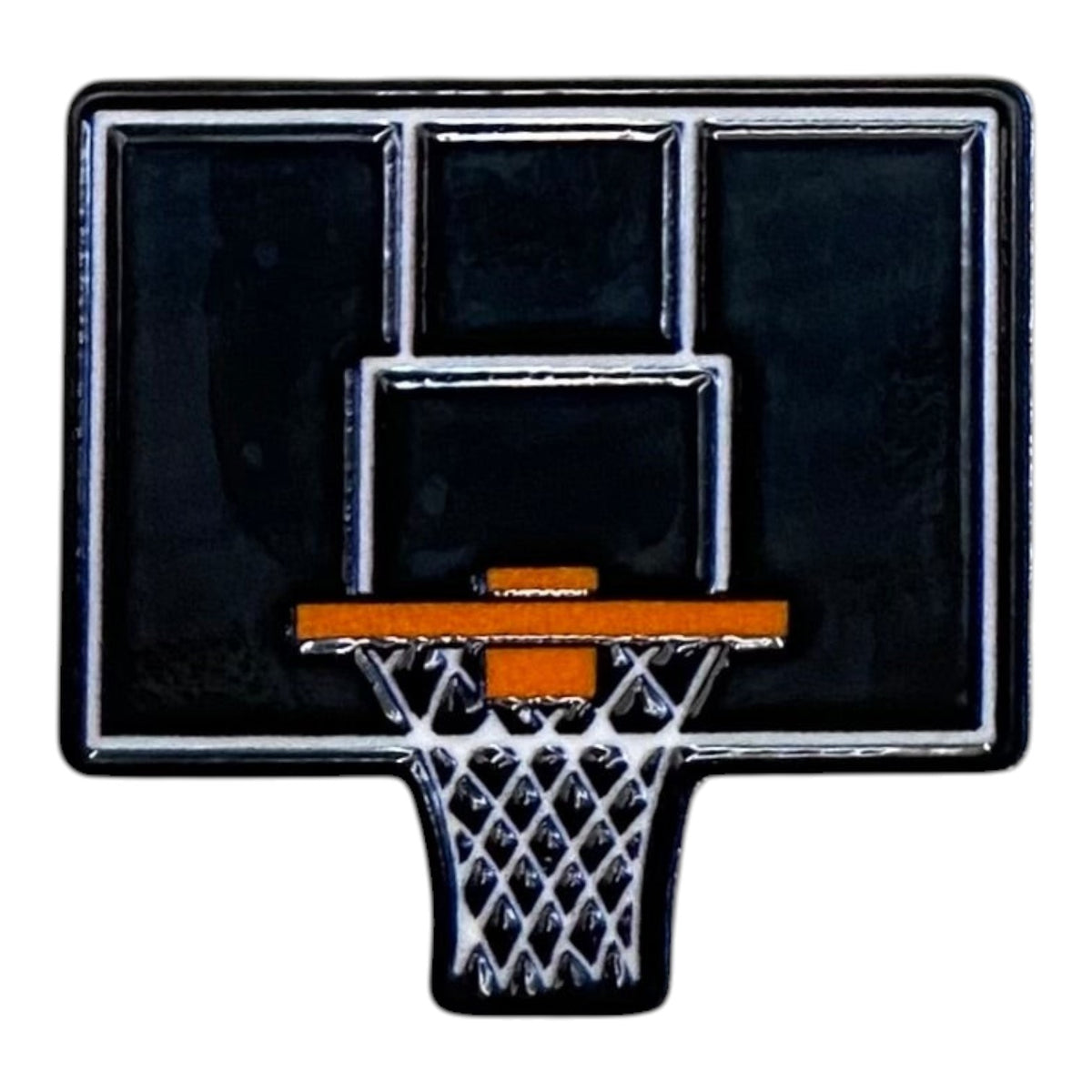 Pinkgul.no decorative metal basketball hoop sticker with a black backboard, orange rim, and white net detail.