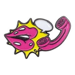 Pinkgul.no decorative metal sticker featuring a pop art design of pink lips and a telephone handset